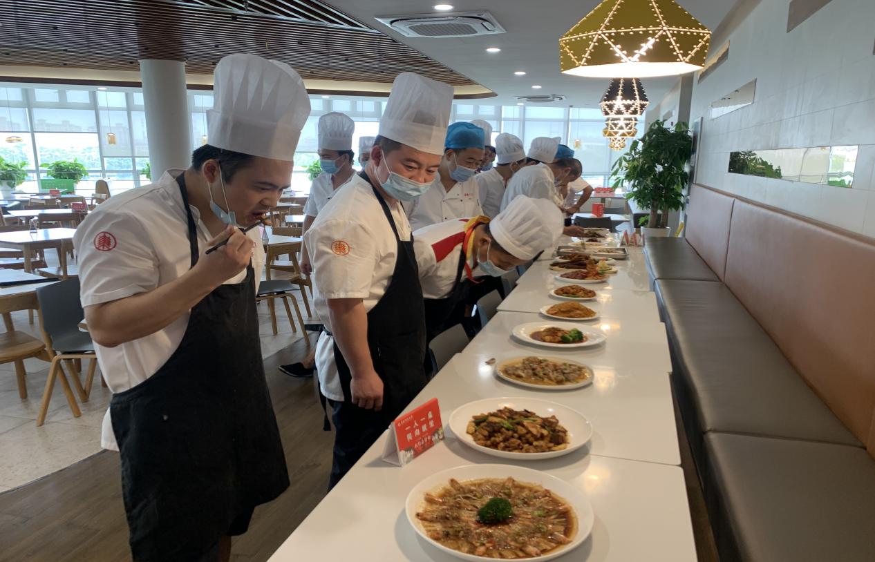 看长沙这场烹饪大赛，足有42名厨师做菜给你吃 - 三湘万象 - 湖南在线 - 华声在线